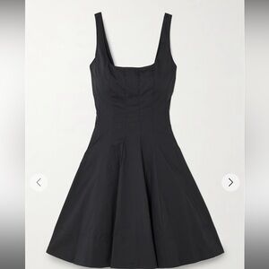 Staud Wells Mini size 4 black